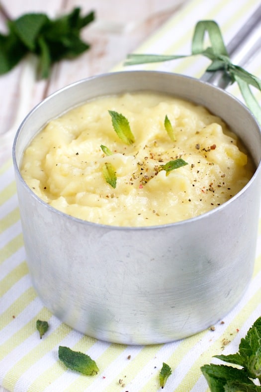 Bacon Rosemary Garlic Mashed Potatoes Recipe on http://www.theculinarylife.com
