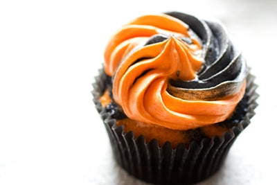 Ghoulishly Orange and Black Halloween Cupcakes on 