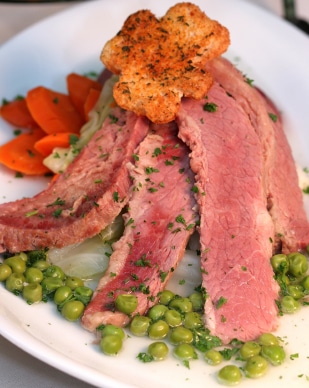 River Cottage Corned Beef Recipe on http://www.theculinarylife.com