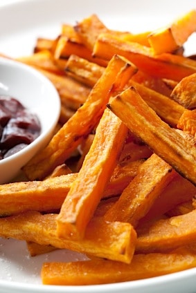 Sweet Potato Fries Recipe on http://www.theculinarylife.com