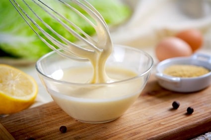 Light Summer Aioli Recipe on http://www.theculinarylife.com