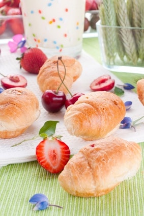 Club Med's White Chocolate Brioche Recipe on http://www.theculinarylife.com