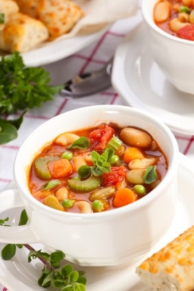 Turkey Minestrone Soup Recipe on http://www.theculinarylife.com