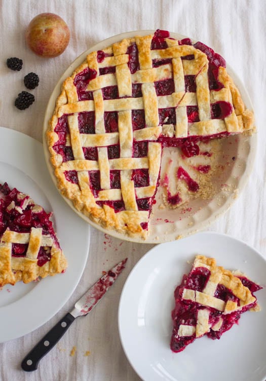 Deep Burgundy Blackberry Pluot Fruit Pie on http://www.theculinarylife.com