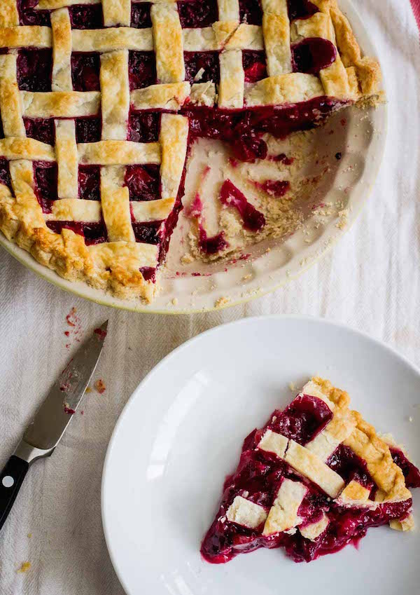 Blackberry Pie with Spiced Sour Cream Custard on http://www.theculinarylife.com
