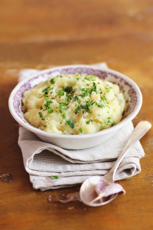 Steph's Epic Christmas Mashed Potatoes Recipe on http://www.theculinarylife.com