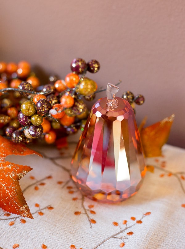 Glass Crystal Pear -- Thanksgiving Table Decor Tablescapes on https://fearlessfresh.com